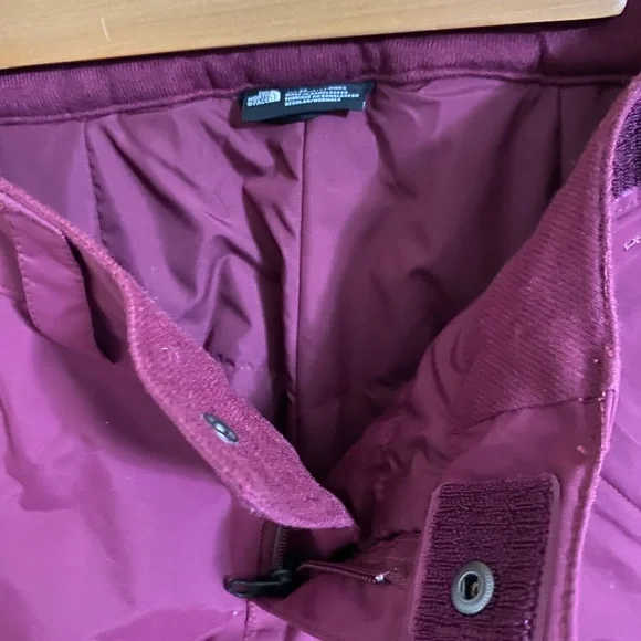 NWT Women’s The North Face Boysenberry Freedom Insulated Pant XS TP - Picture 7 of 12